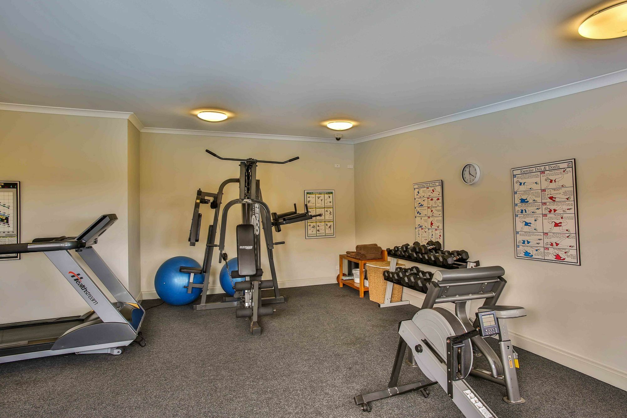 Moonlight Bay Suites Broome Bagian luar foto